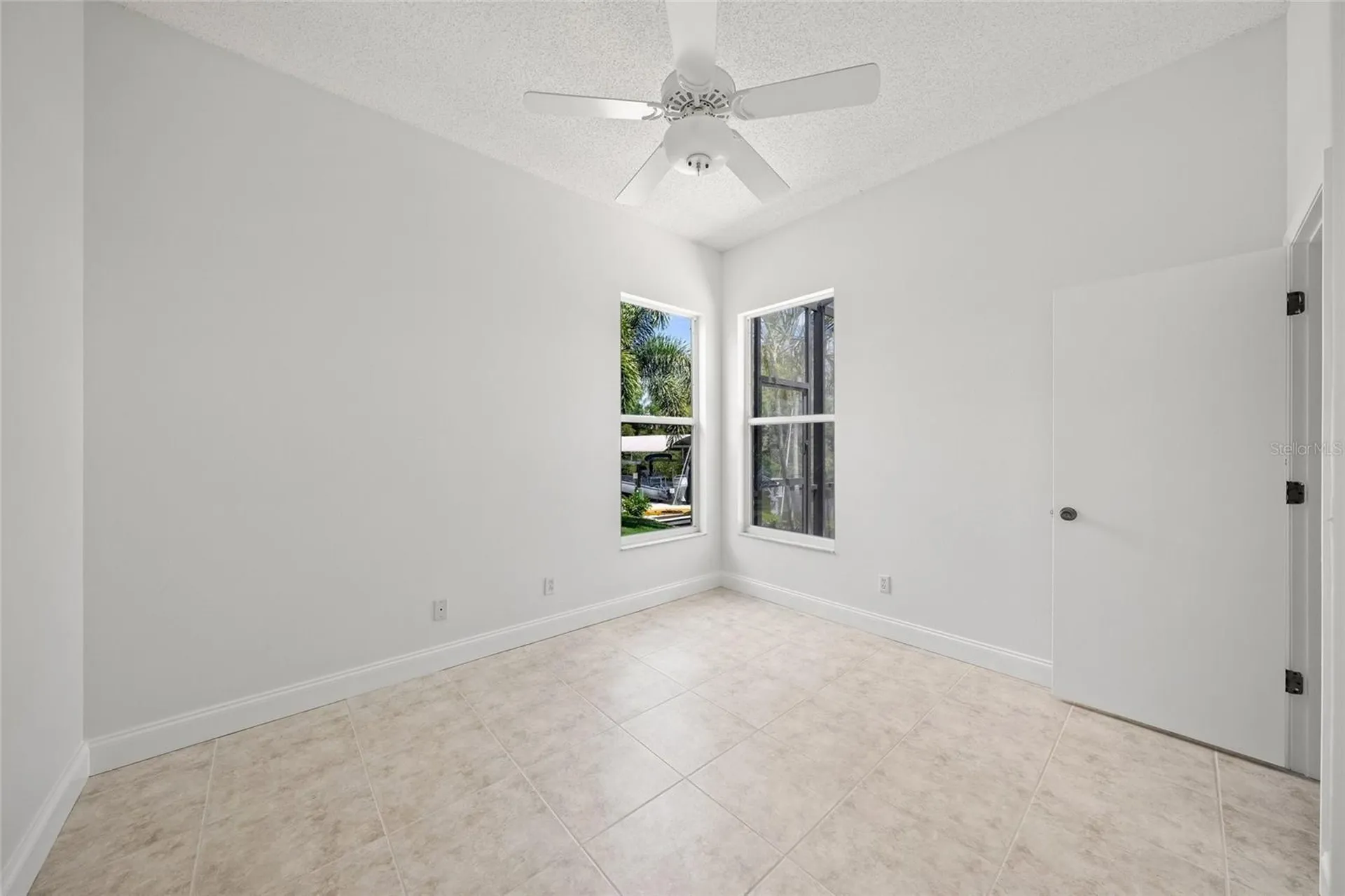 111 41st Street NE Bradenton FL 34208