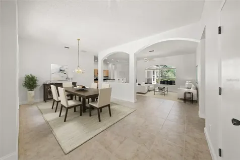 111 41st Street NE Bradenton FL 34208