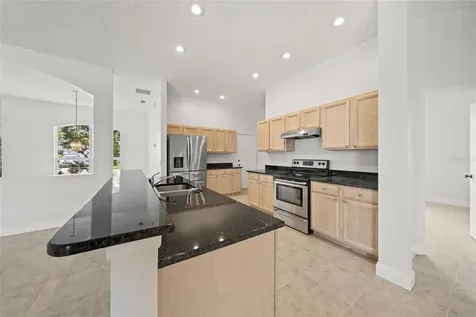 111 41st Street NE Bradenton FL 34208