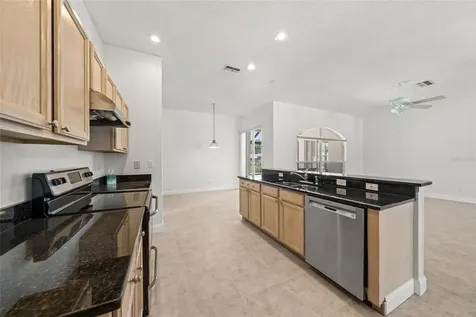 111 41st Street NE Bradenton FL 34208