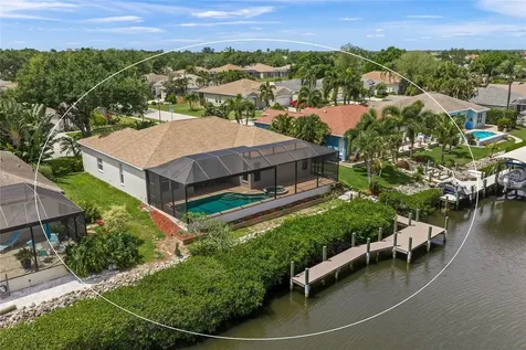 111 41st Street NE Bradenton FL 34208