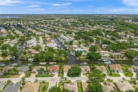 111 41st Street NE Bradenton FL 34208