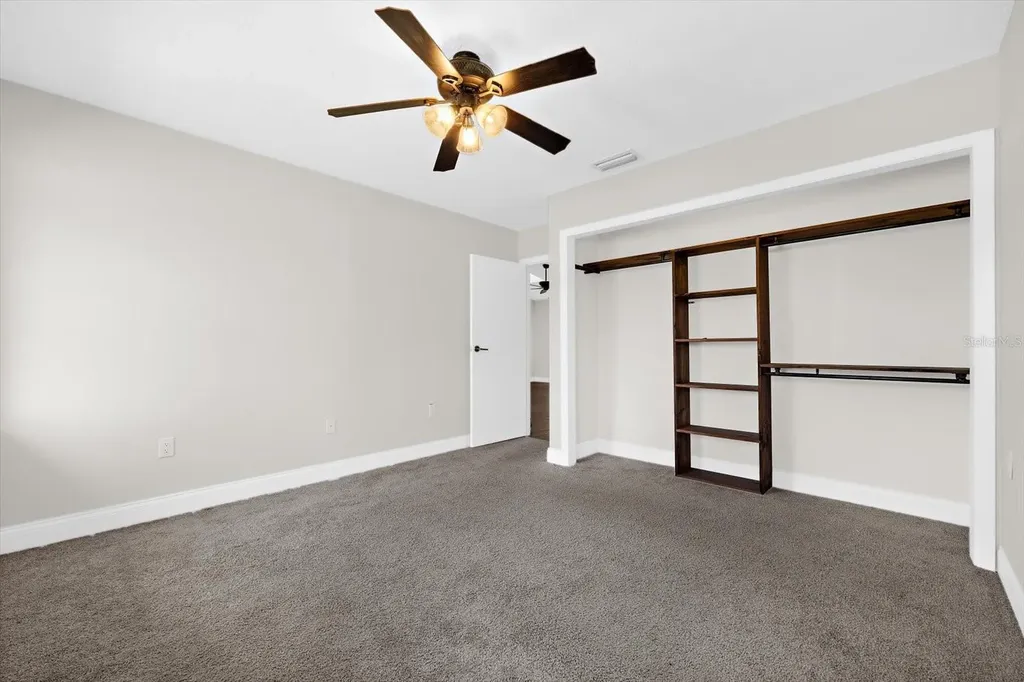 1821 Racimo Drive Sarasota FL 34240