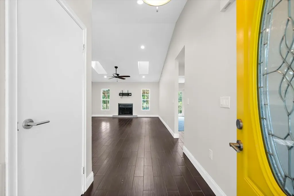 1821 Racimo Drive Sarasota FL 34240