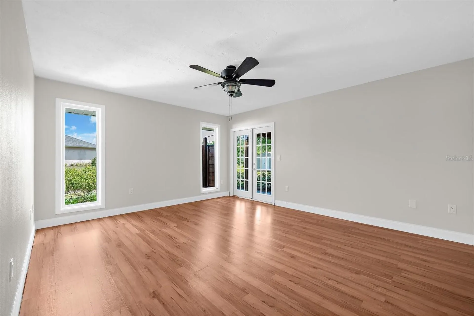 1821 Racimo Drive Sarasota FL 34240