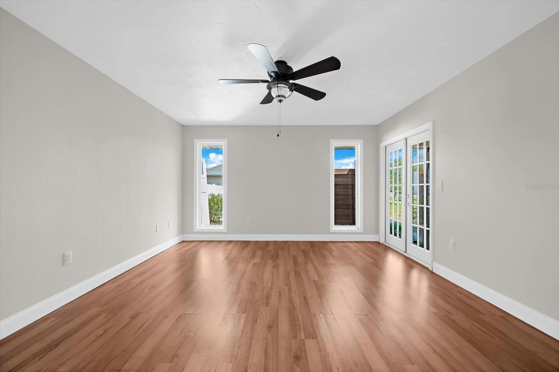1821 Racimo Drive Sarasota FL 34240