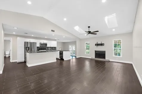 1821 Racimo Drive Sarasota FL 34240