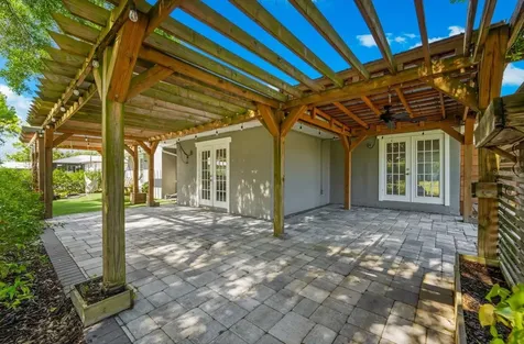 1821 Racimo Drive Sarasota FL 34240