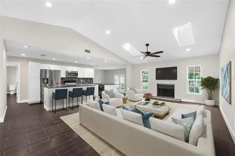1821 Racimo Drive Sarasota FL 34240