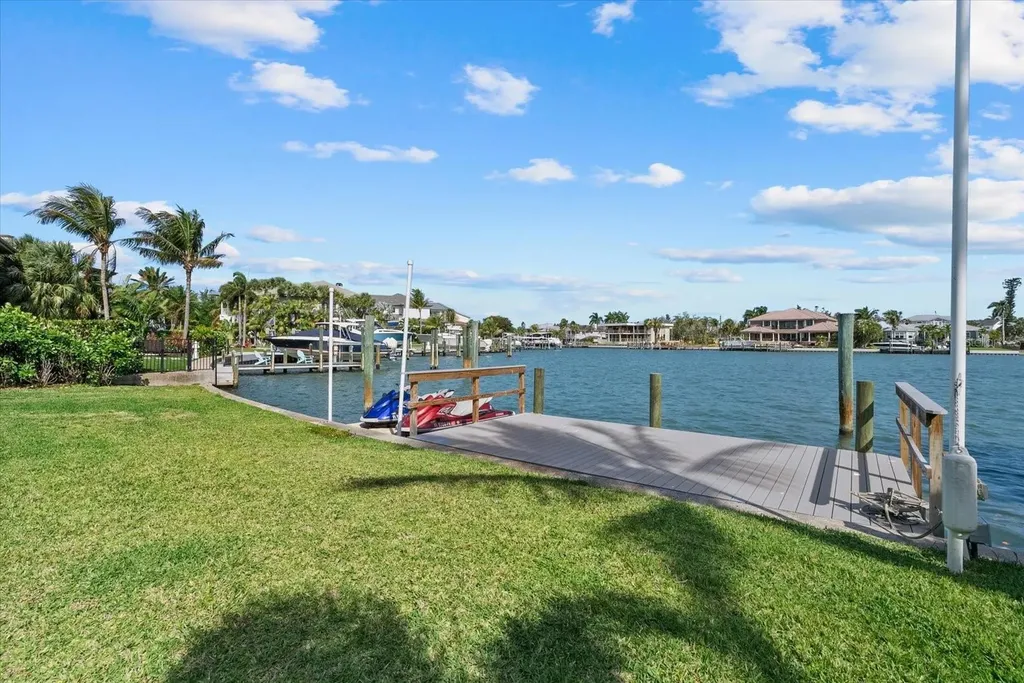847 Freeling Drive Sarasota FL 34242