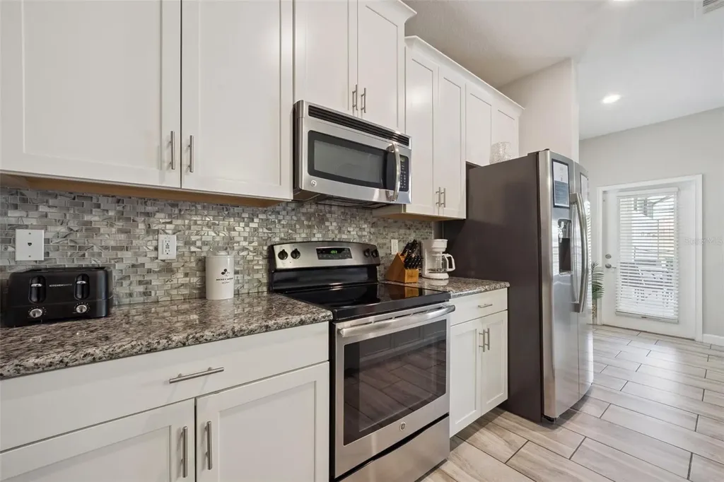1610 Moon Valley Drive Davenport FL 33896