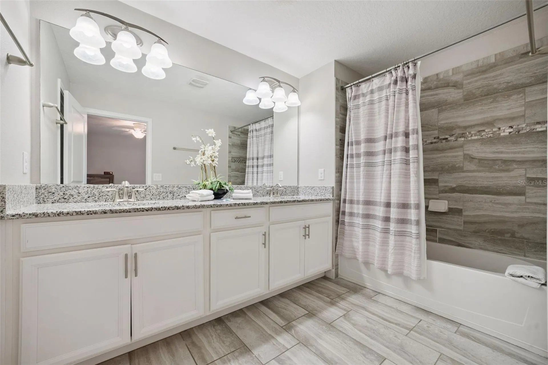1610 Moon Valley Drive Davenport FL 33896