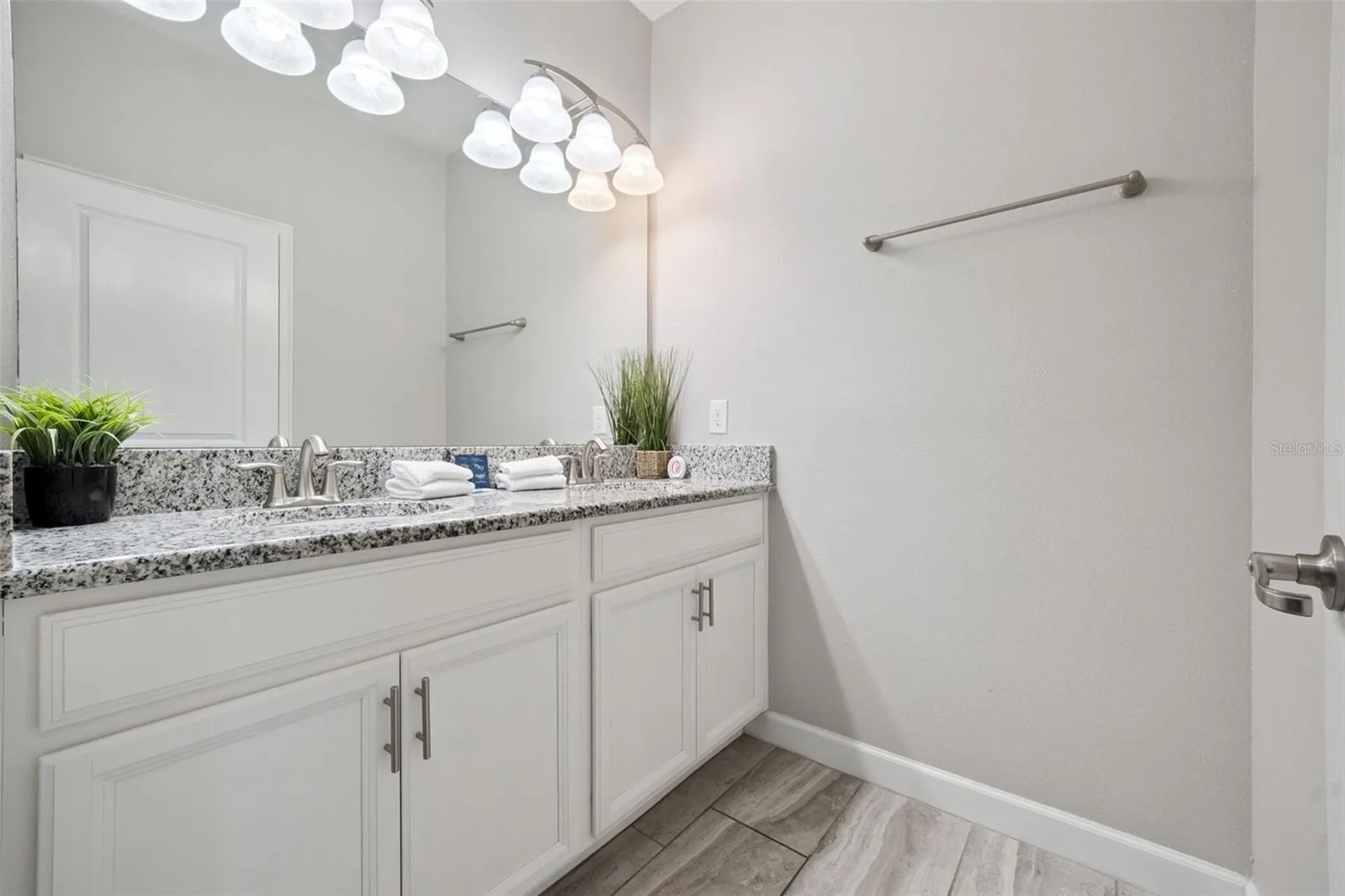 1610 Moon Valley Drive Davenport FL 33896
