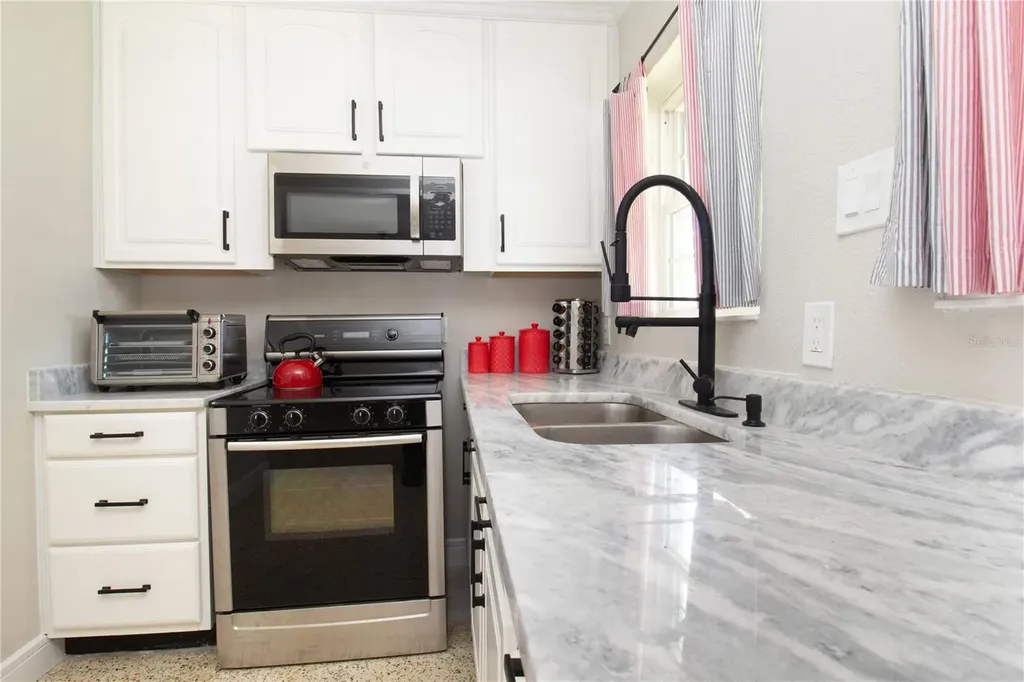 7716 E Comanche Avenue Tampa FL 33610