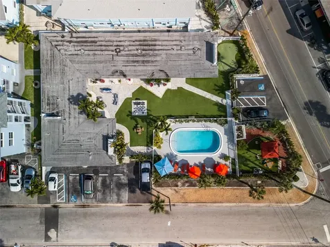 6801 Sunset Way St Pete Beach FL 33706