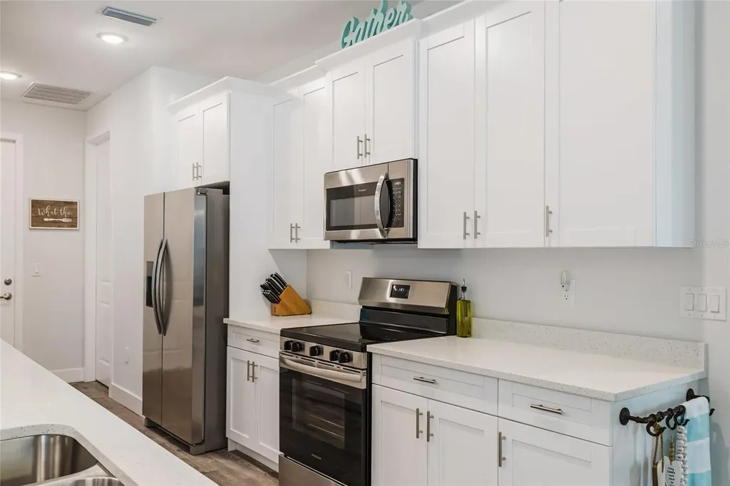 908 Hibiscus Avenue Lehigh Acres FL 33972