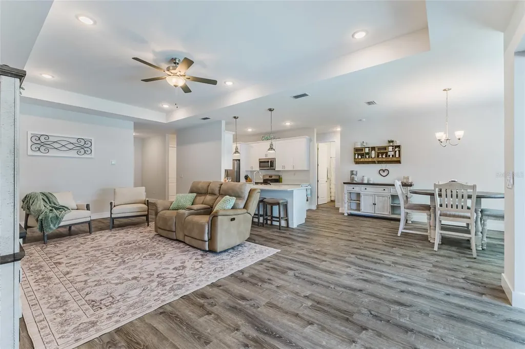 908 Hibiscus Avenue Lehigh Acres FL 33972