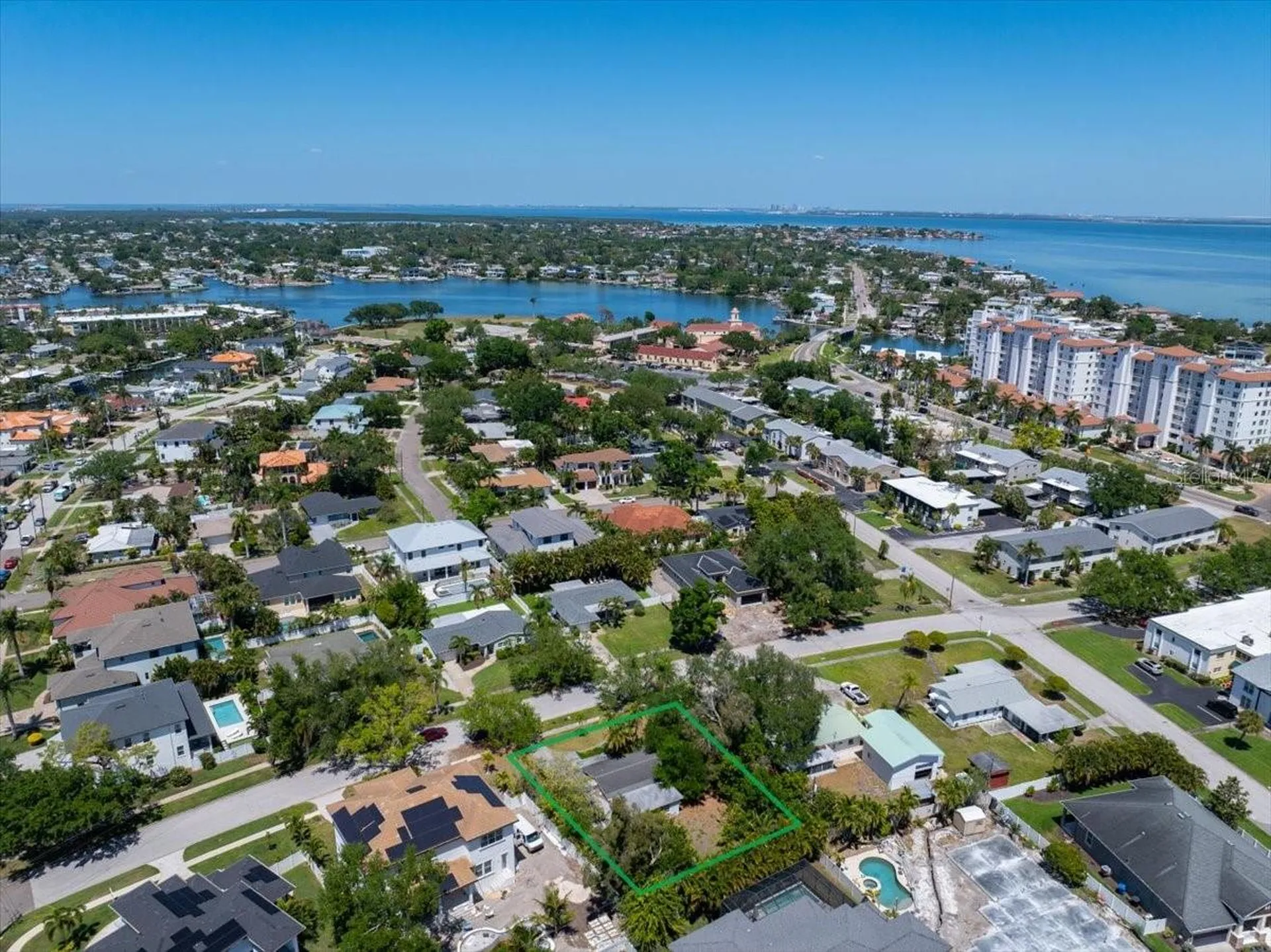 459 Bayview Drive NE St Petersburg FL 33704