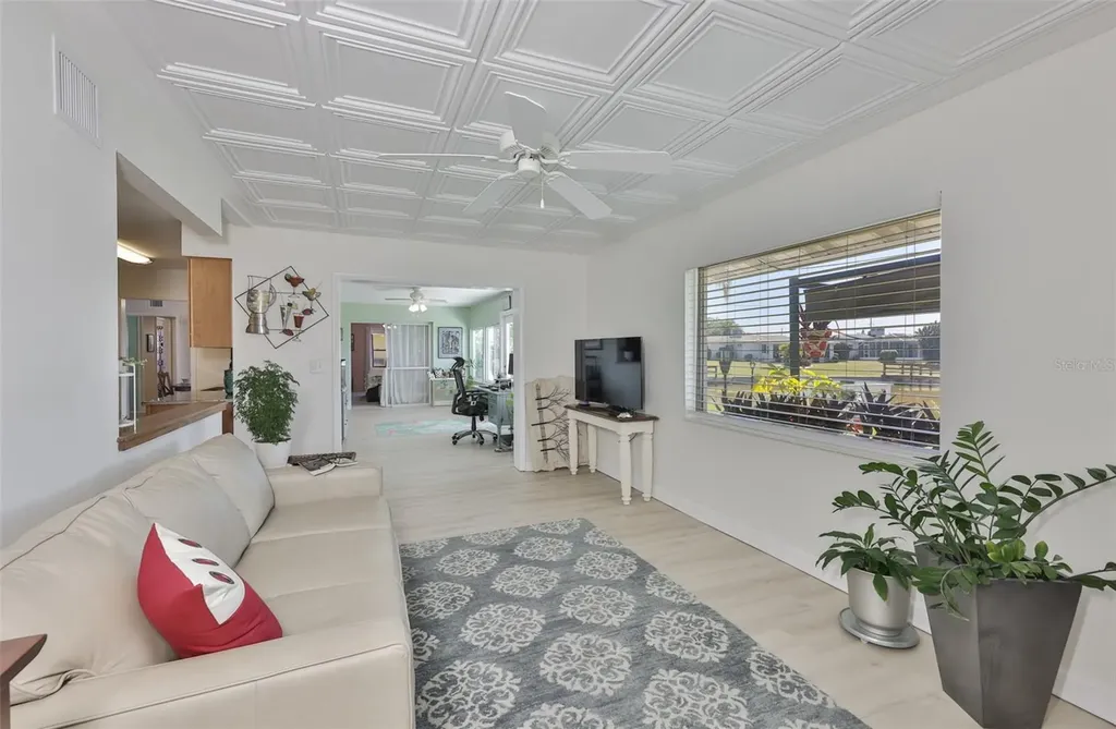 1704 Danbury Drive Sun City Center FL 33573