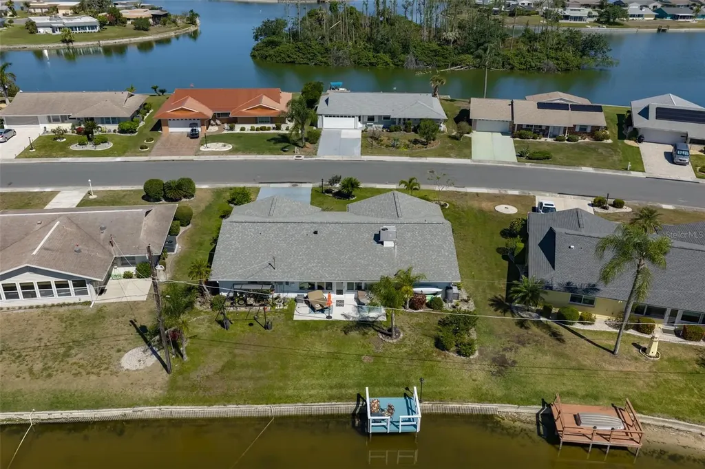 1704 Danbury Drive Sun City Center FL 33573