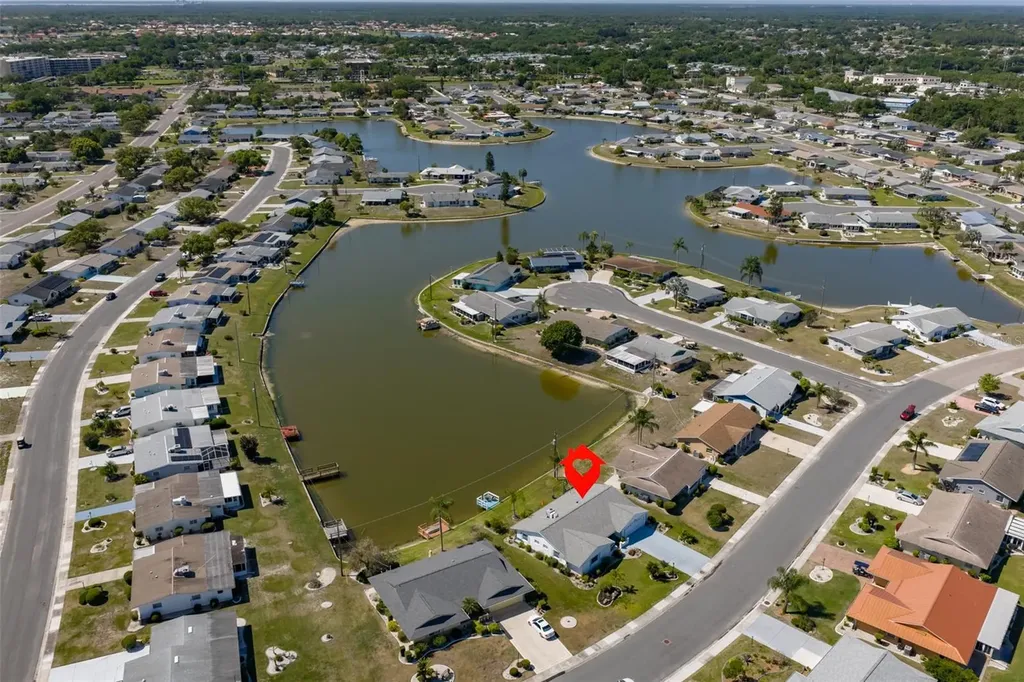 1704 Danbury Drive Sun City Center FL 33573