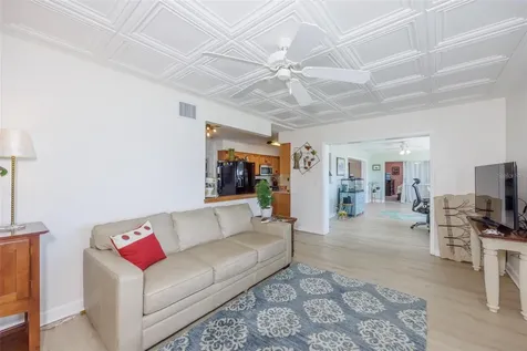 1704 Danbury Drive Sun City Center FL 33573