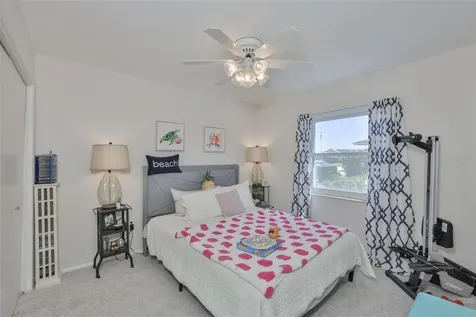 1704 Danbury Drive Sun City Center FL 33573