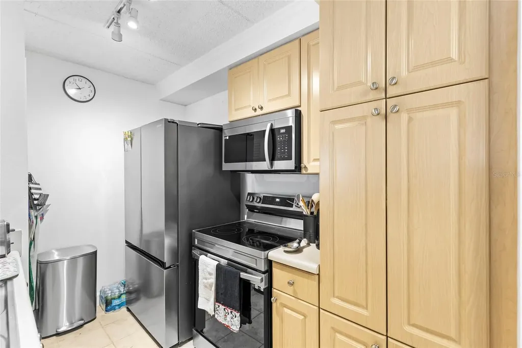 5304 W Kennedy Boulevard Tampa FL 33609