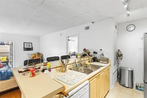 5304 W Kennedy Boulevard Tampa FL 33609