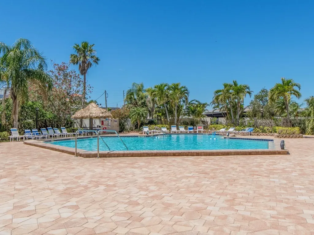 320 Island Way Clearwater Beach FL 33767