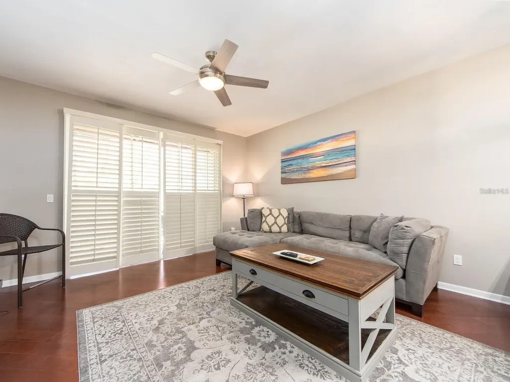 320 Island Way Clearwater Beach FL 33767