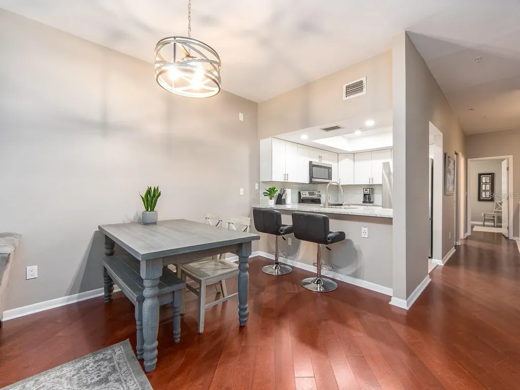 320 Island Way Clearwater Beach FL 33767