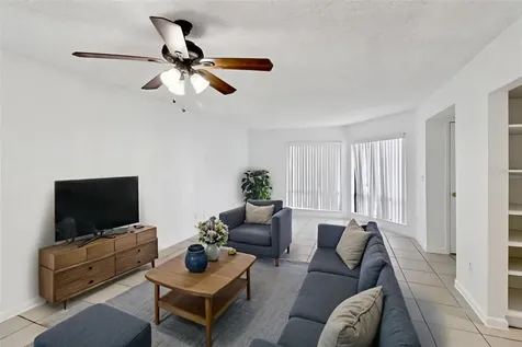 4369 Aqua Vista Drive Orlando FL 32839
