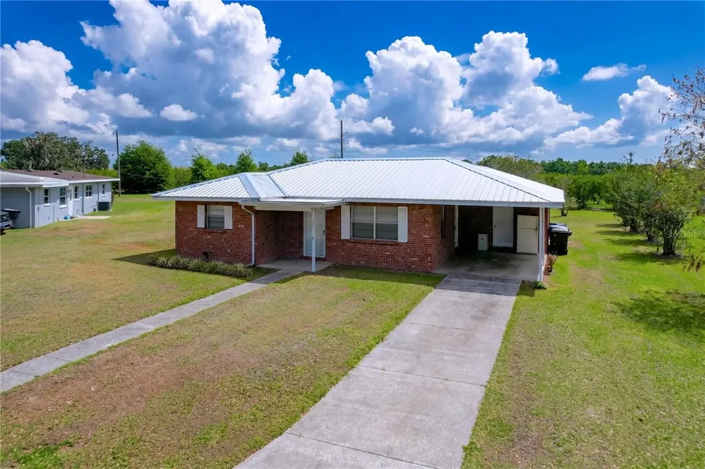 1305 Hickory Lane S Fort Meade FL 33841
