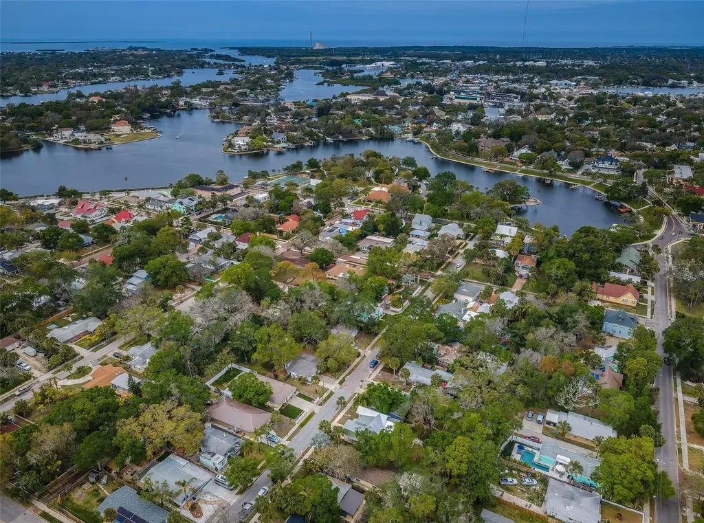 315 Bath Street Tarpon Springs FL 34689