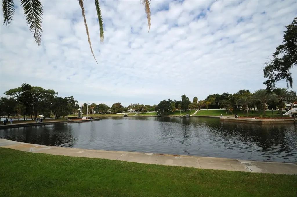 315 Bath Street Tarpon Springs FL 34689