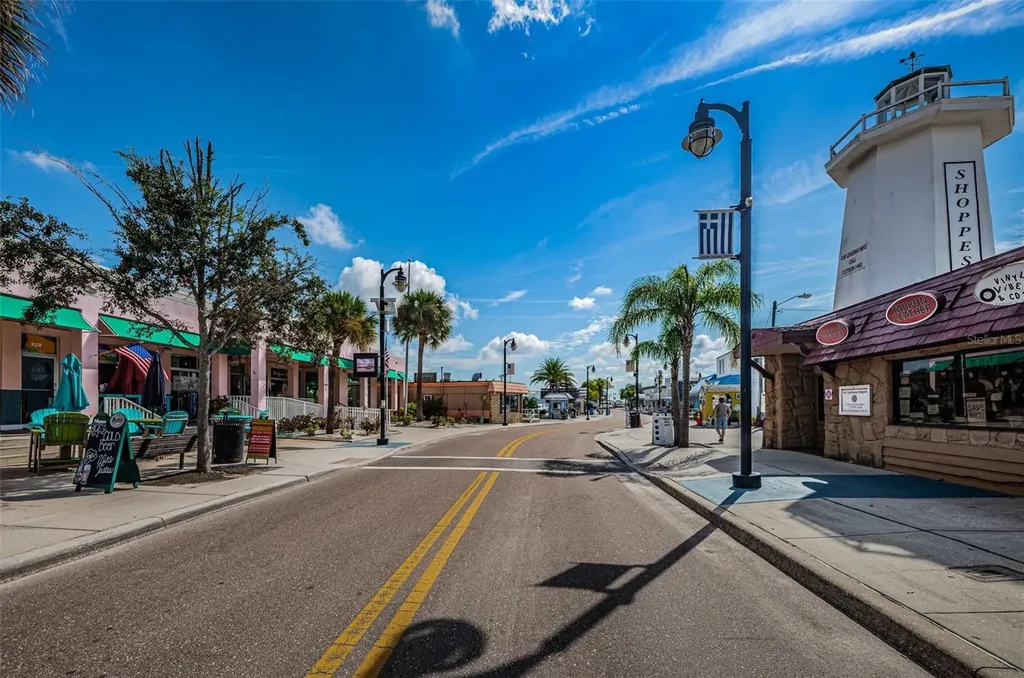 315 Bath Street Tarpon Springs FL 34689