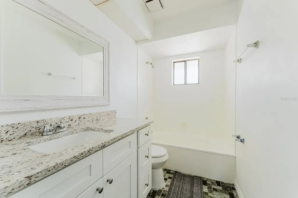96 E Bayshore Drive Port Orange FL 32127