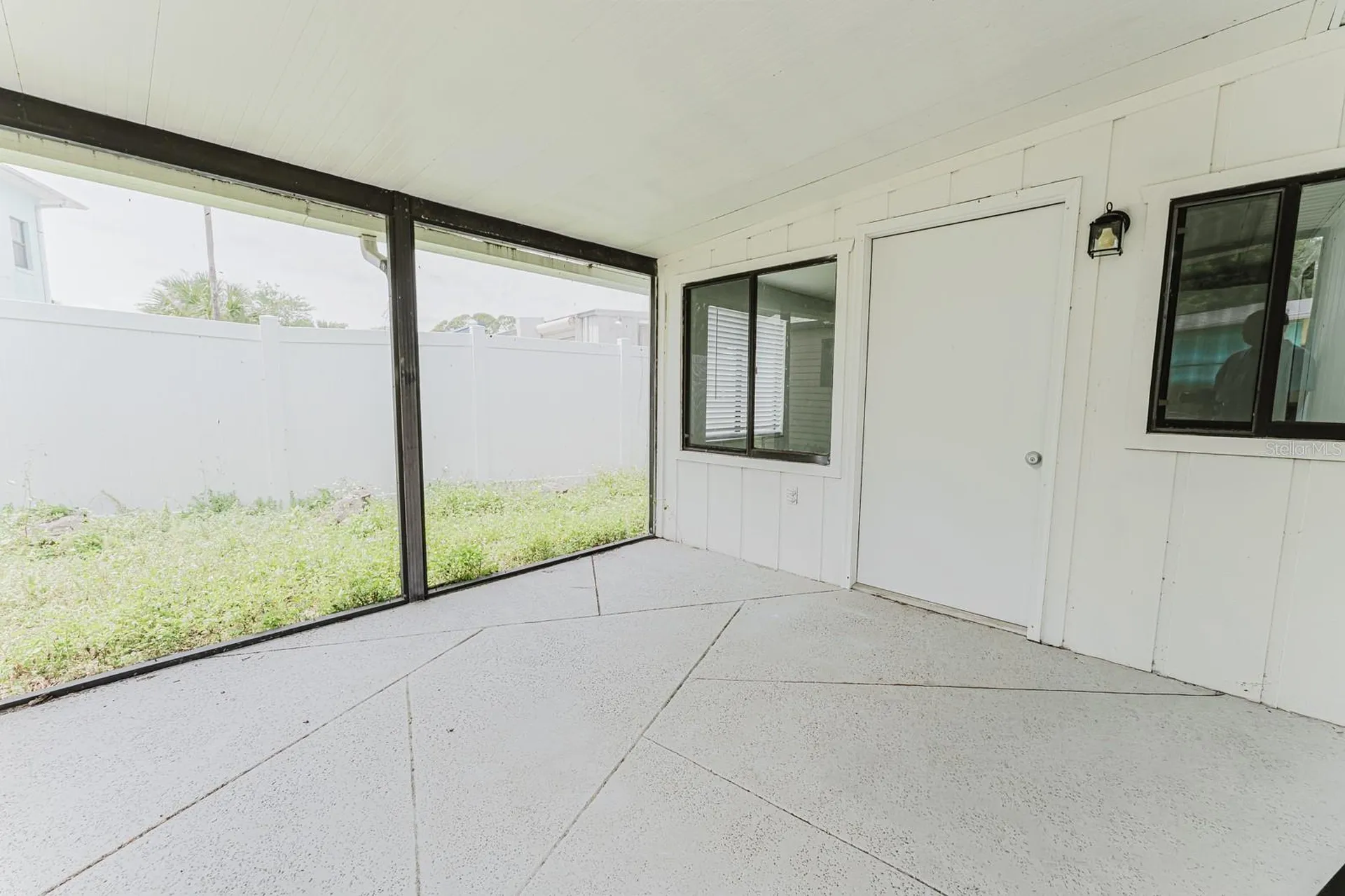 96 E Bayshore Drive Port Orange FL 32127