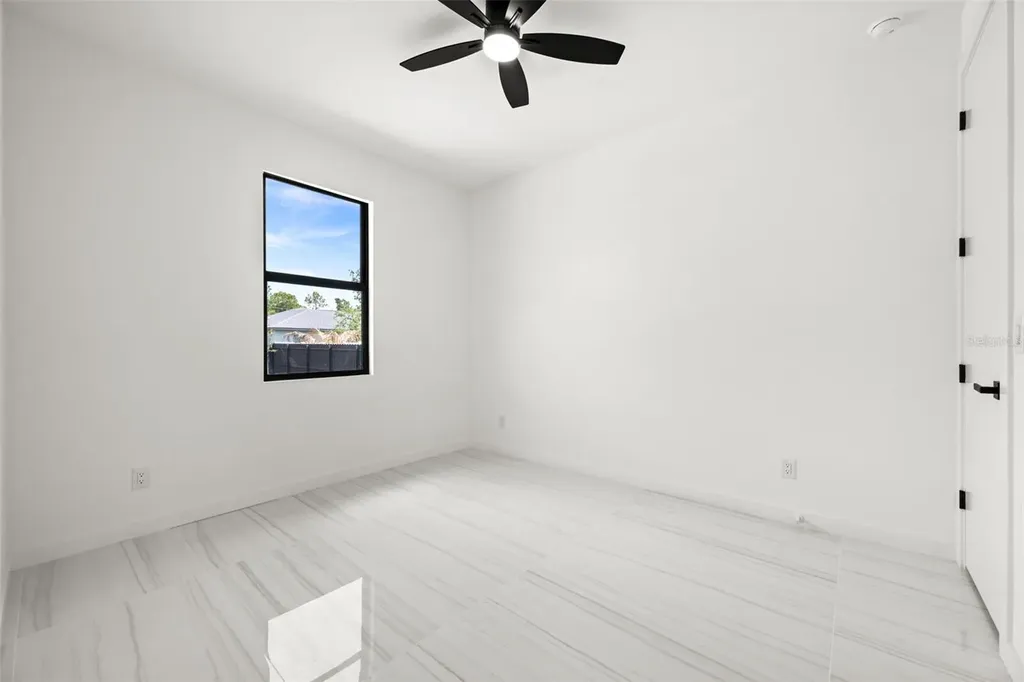 2519 NW 18th Place Cape Coral FL 33993