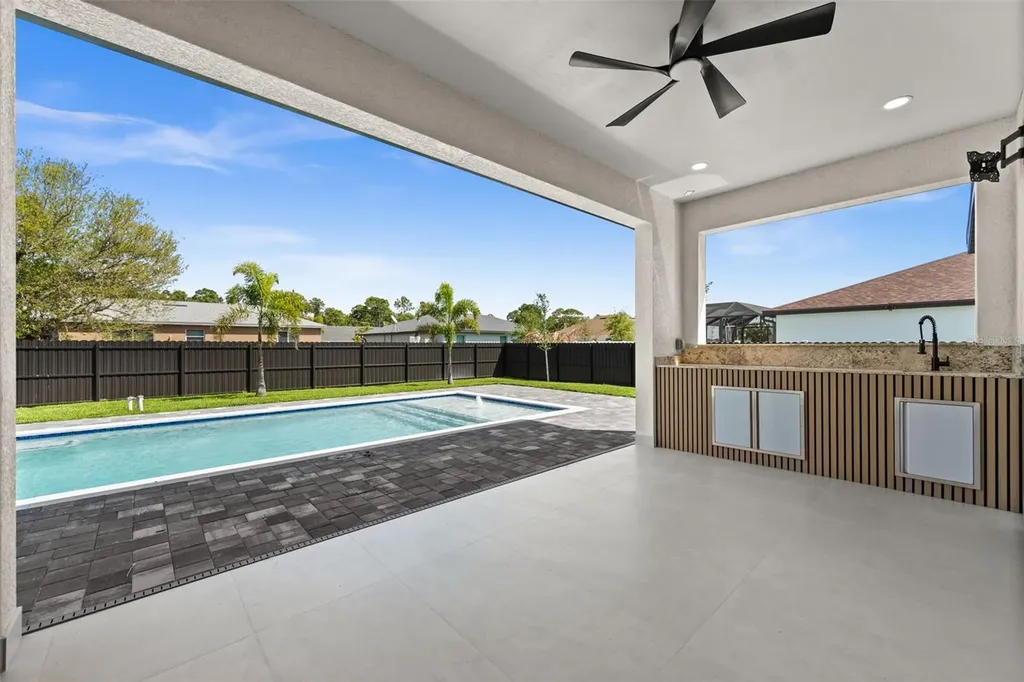 2519 NW 18th Place Cape Coral FL 33993