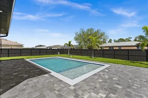 2519 NW 18th Place Cape Coral FL 33993