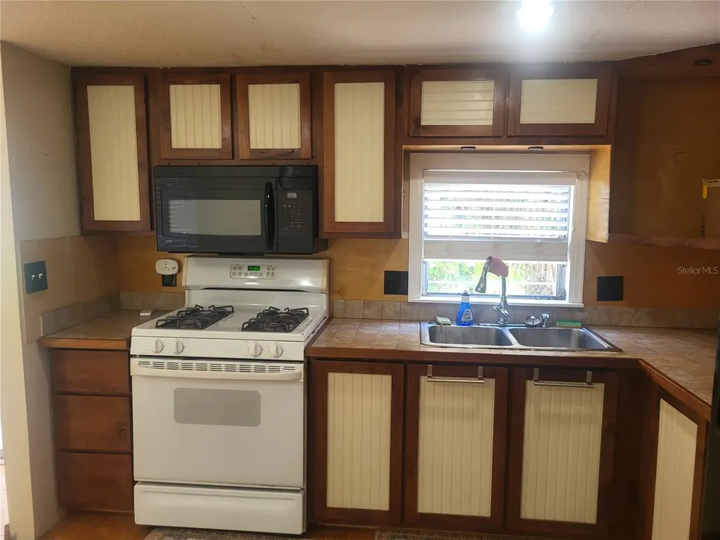 6580 Seminole Boulevard Seminole FL 33772