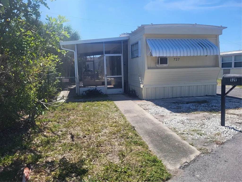 6580 Seminole Boulevard Seminole FL 33772