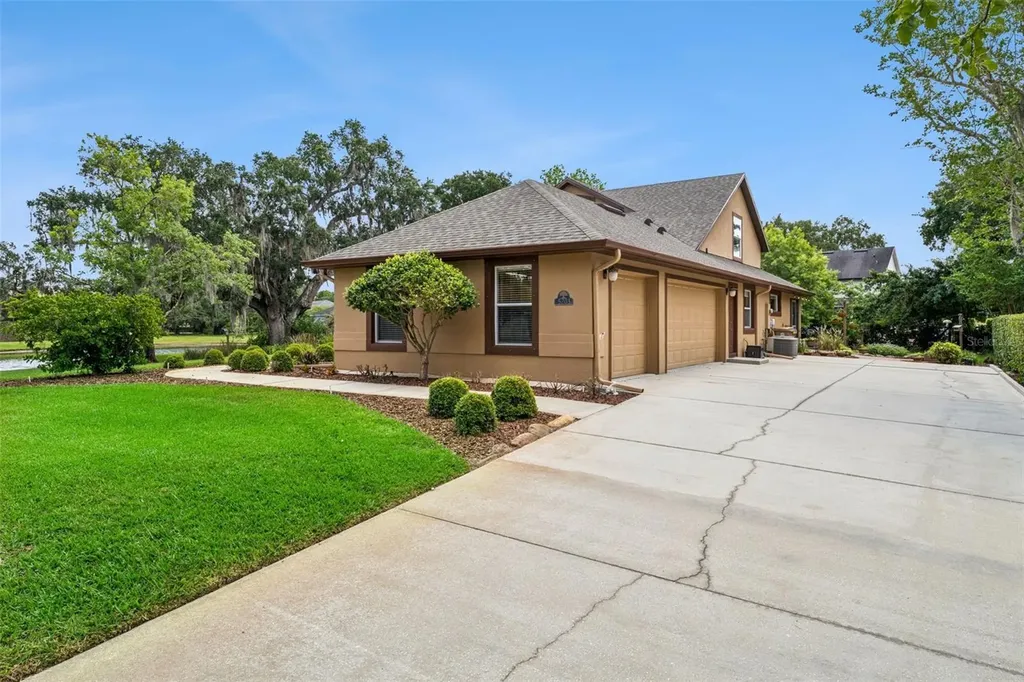 5203 Hammock Pointe Court St Cloud FL 34771