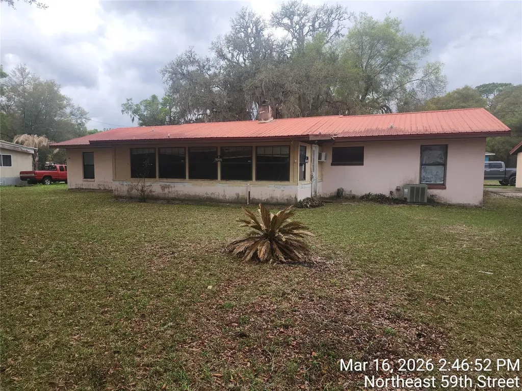 5875 NE 167th Avenue Silver Springs FL 34488