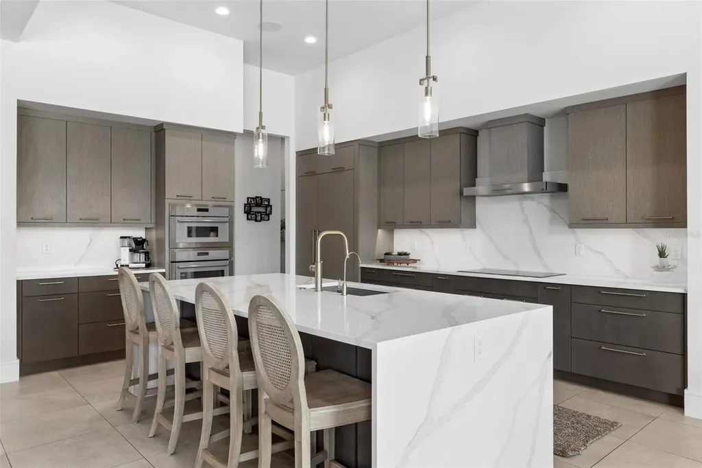 15220 Pendio Drive Bella Collina FL 34756