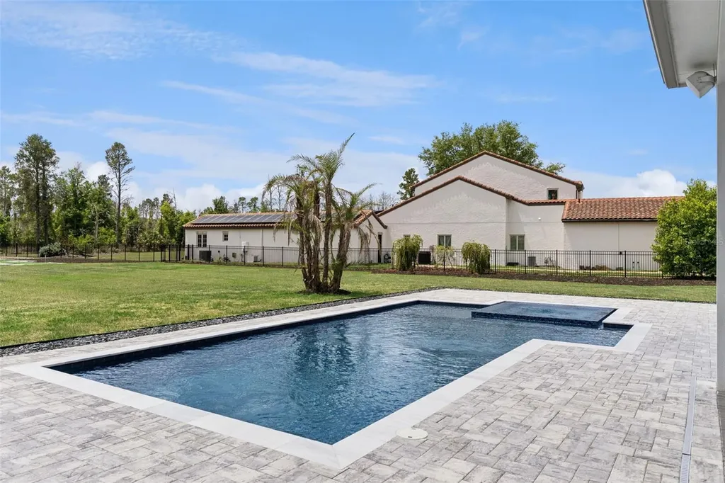 15220 Pendio Drive Bella Collina FL 34756