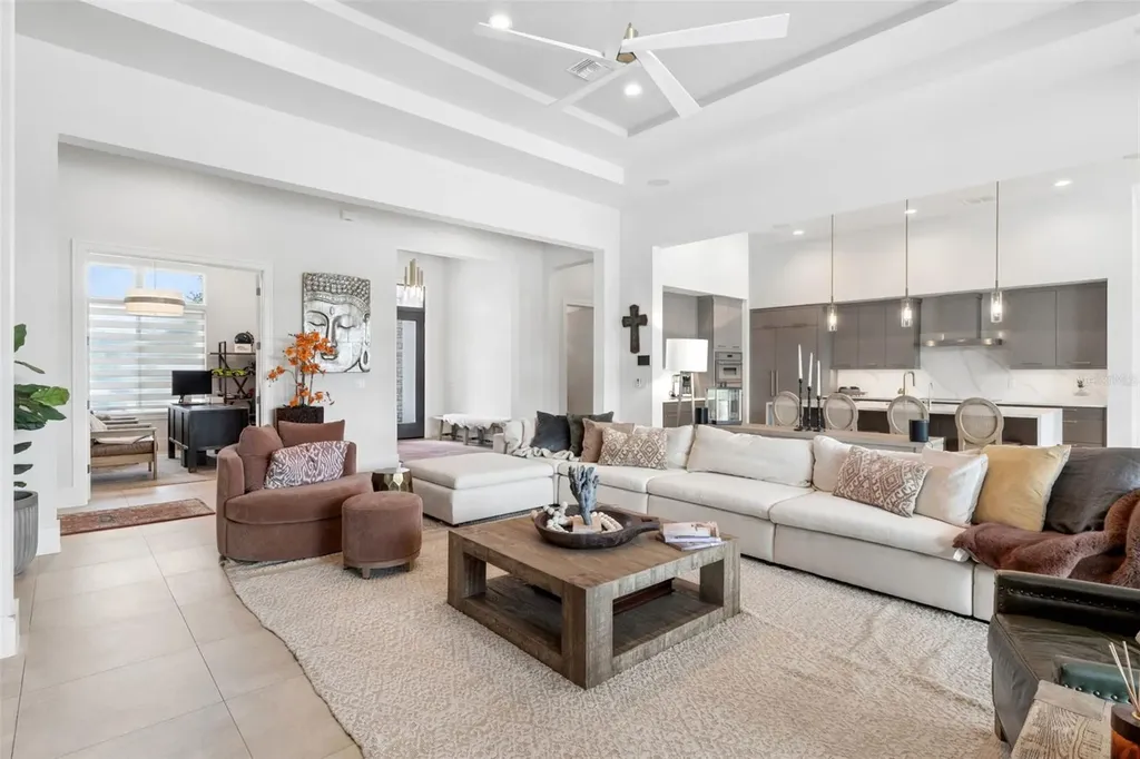 15220 Pendio Drive Bella Collina FL 34756