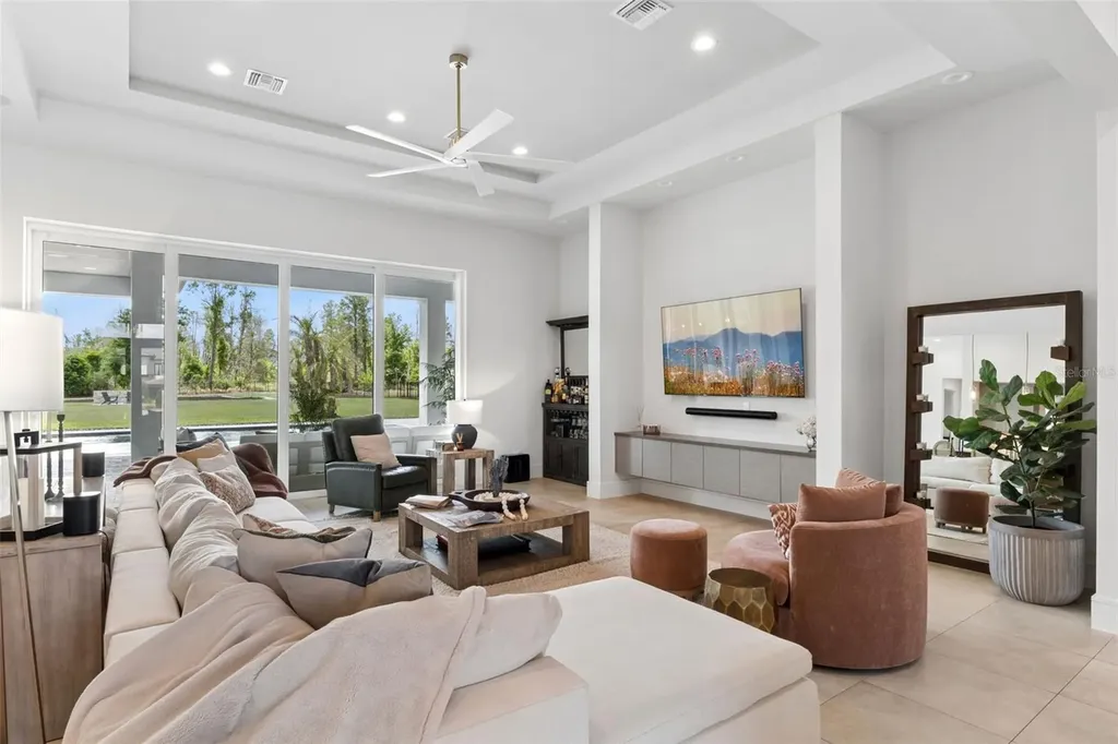 15220 Pendio Drive Bella Collina FL 34756